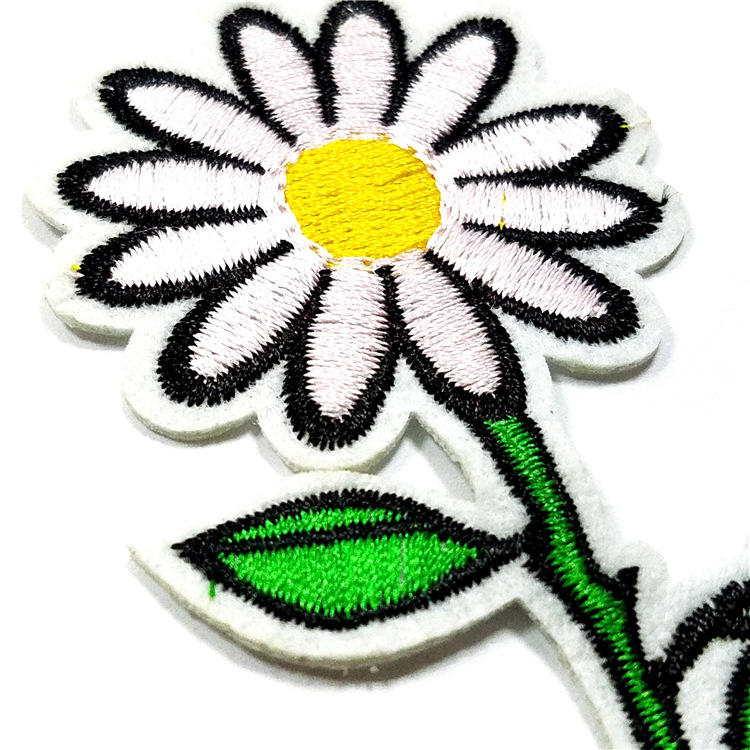 东莞补丁绣花标定制 小雏菊绣花补丁贴 可爱牛仔裤装饰刺绣布贴