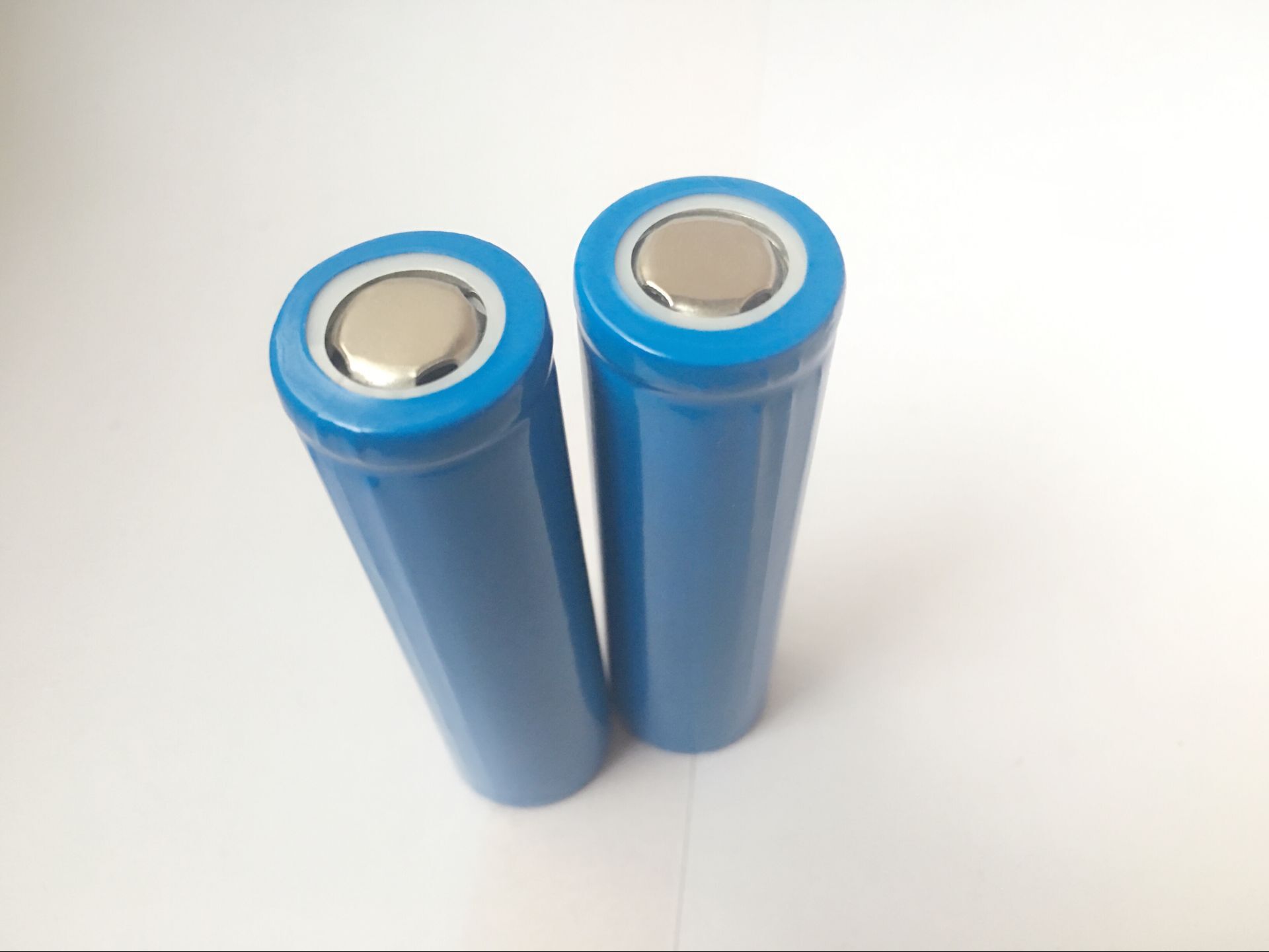 平头18650锂电池1500毫安可充电迷你小风扇专用电池厂家批发代发