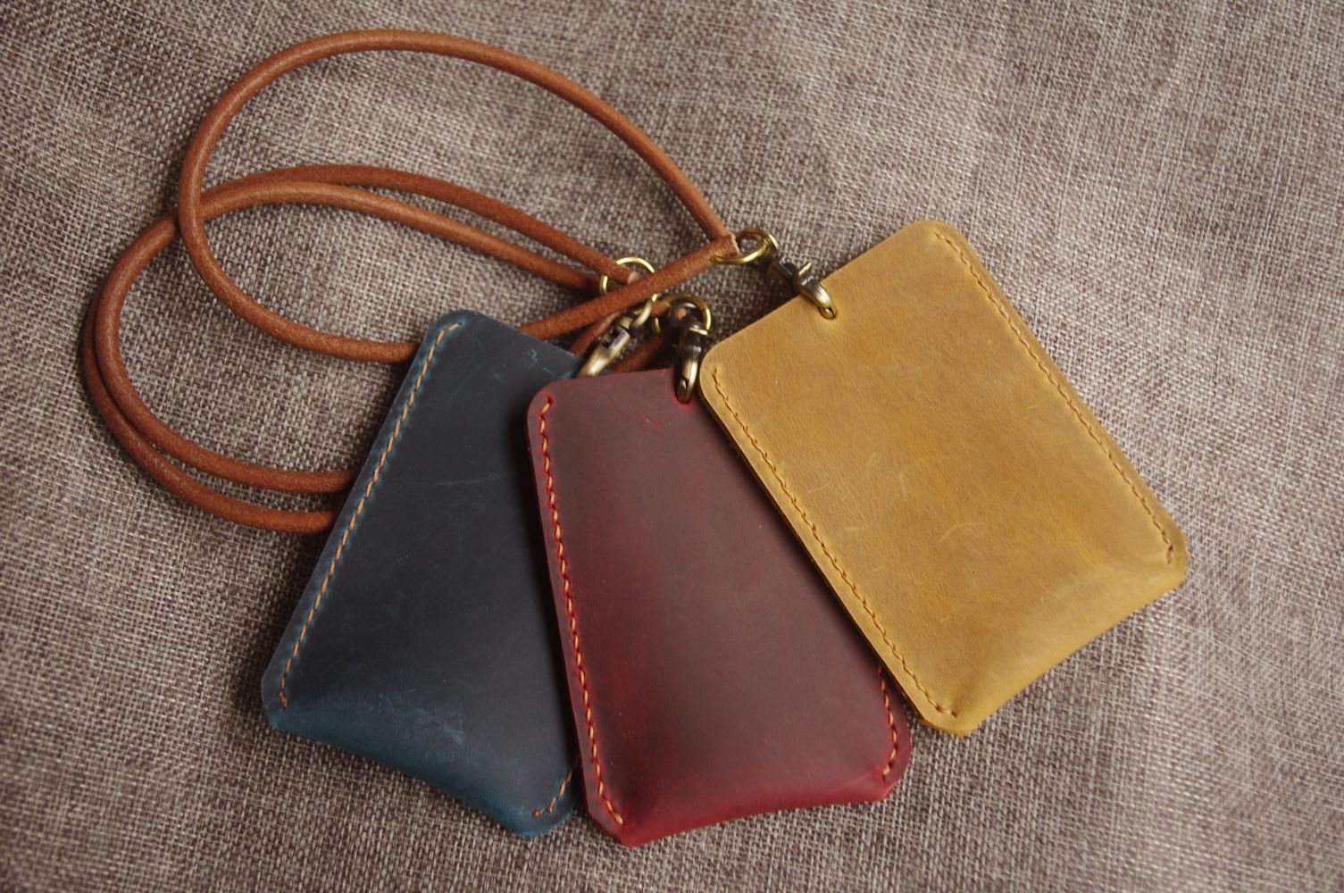 头层牛皮卡包卡套复古疯马男士卡夹女士证件包手拎款挂绳