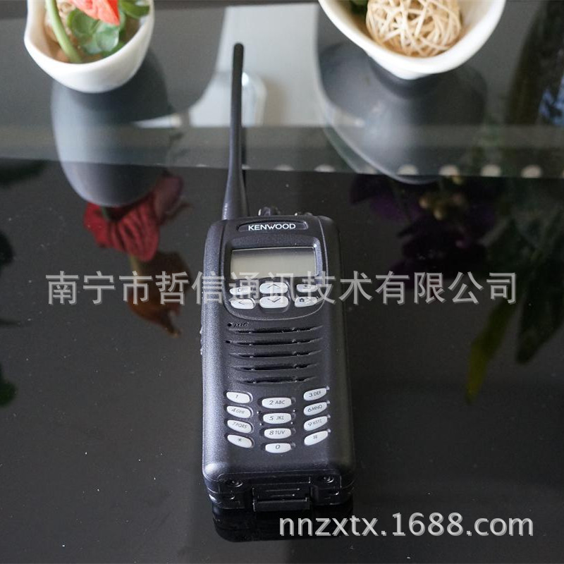 NX-300对讲机 (4)