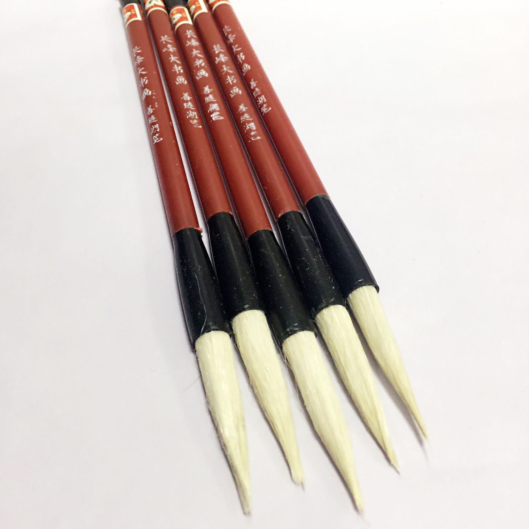 型号长峰大号产地中国毛笔类型传统毛笔货号长峰大书画笔尖材质羊毫