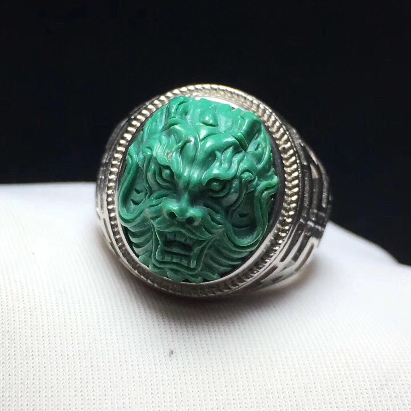 绿松石戒指男士 兽面戒指天然无优化 绿松产地货源如心珠宝