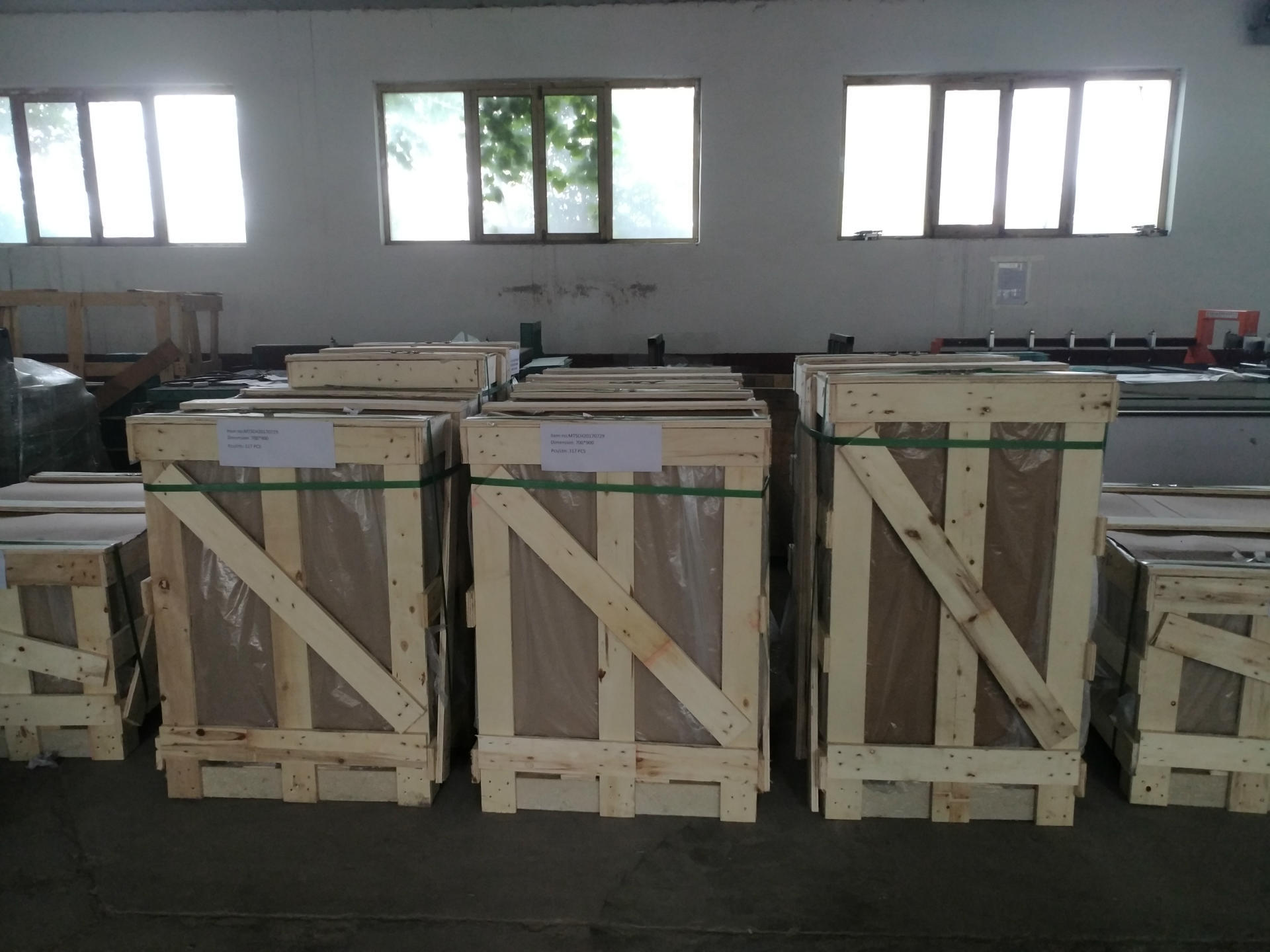 供应 优质 超薄格法玻璃,相框玻璃,镜片 【图】