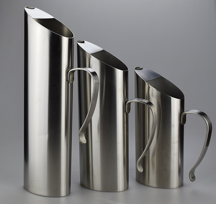 不锈钢分酒器不锈钢扎壶调酒壶卡拉壶酒吧ktv斜口扎壶啤酒果汁壶