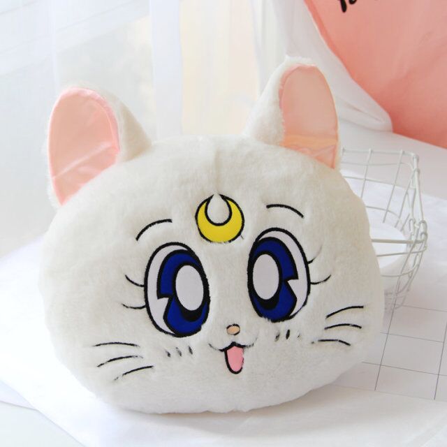 日本美少女luna露娜猫抱枕毯法兰绒毯抱枕办公室沙发空调毯