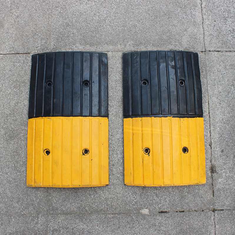 mnsd条形橡胶减速带实心橡胶减速带公路道路坡道减速板斜坡缓冲带