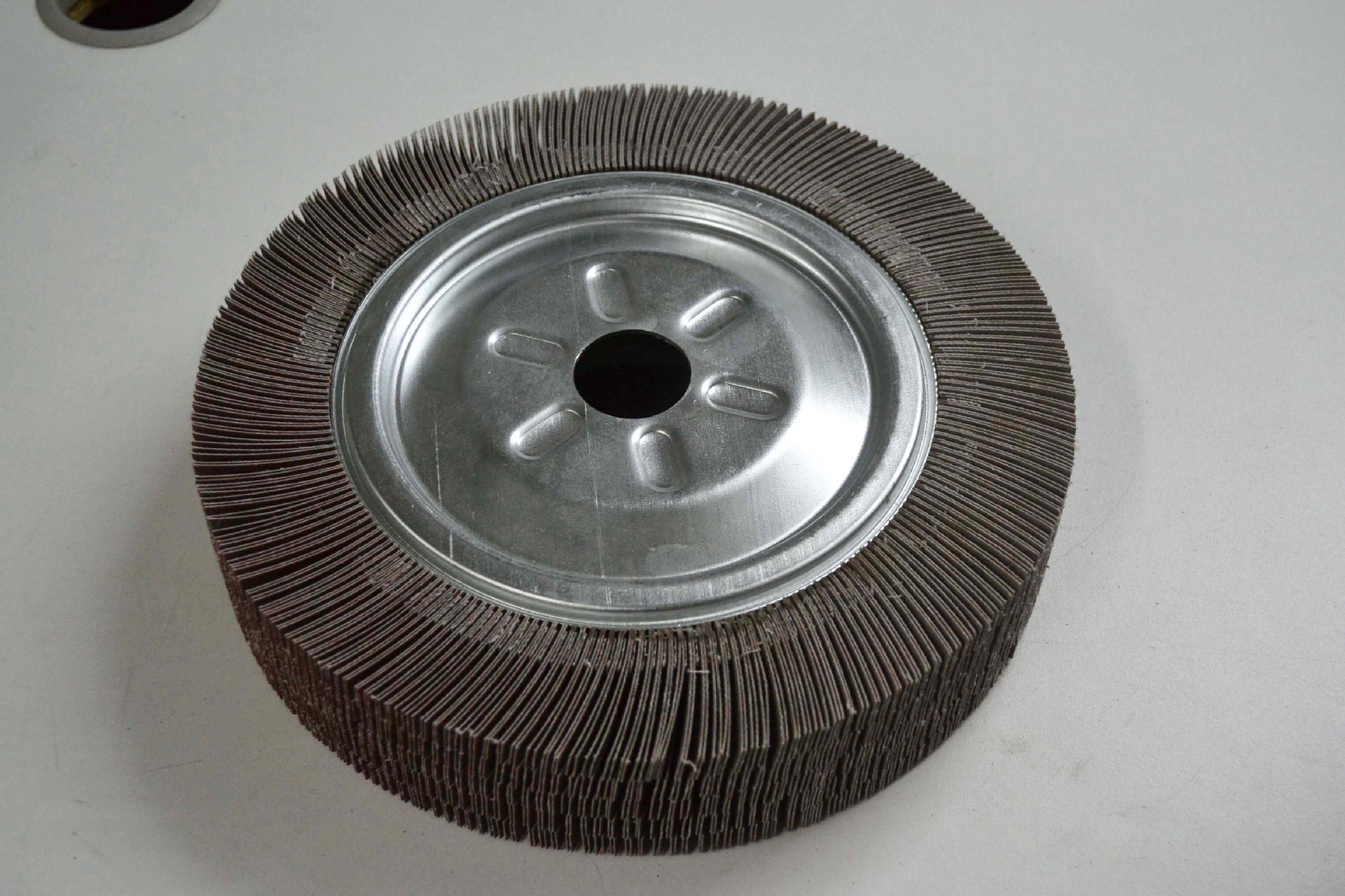 抛光轮-yl供应 240mm圆孔 抛光砂布轮 砂带千叶轮 不锈钢打磨抛光百叶