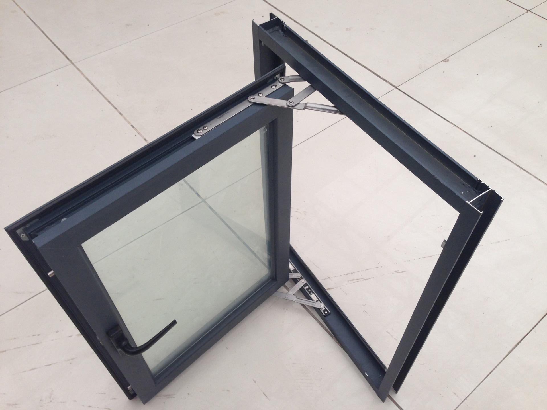 外贸门窗 40平开窗 带包边门窗 非洲出口窗 澳洲门窗 尼日利亚窗