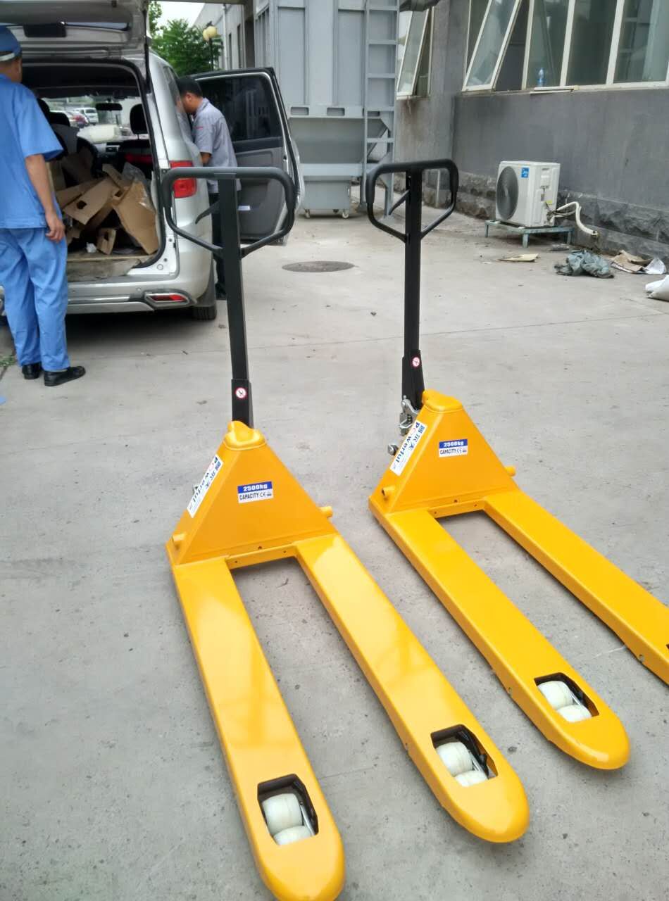 北京现货 手动液压托盘搬运车 ac3t整体泵地牛 液压车 手动叉车