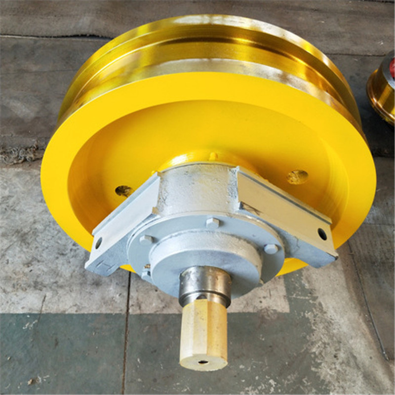 高硬度耐磨起重机行走轮轨道轮现货行车轮轮车轮组 龙门吊轮子