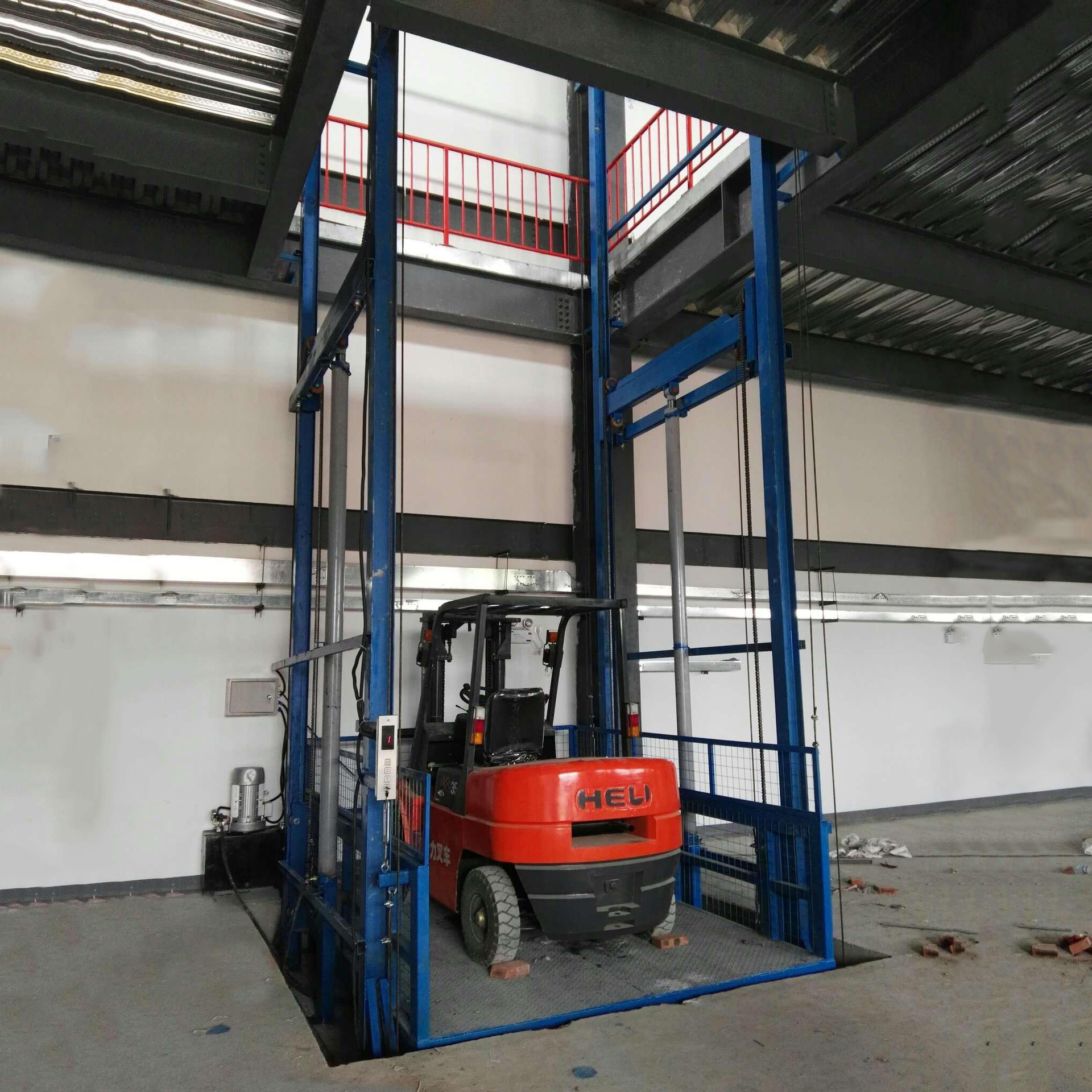 厂房大吨位升降机 小型提升机 三层导轨式升降平台 液压货梯