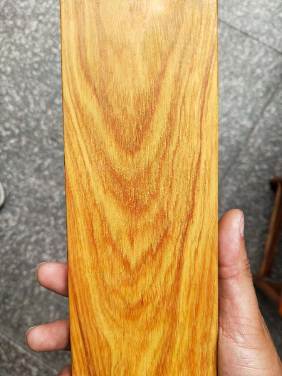 马达加斯加榄仁原木_一手货源供应_马达加斯加黄金檀原木