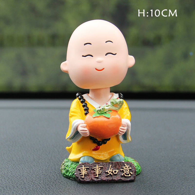 汽车用品 汽车内饰摆件 小和尚车载礼品 汽车内饰用品批发