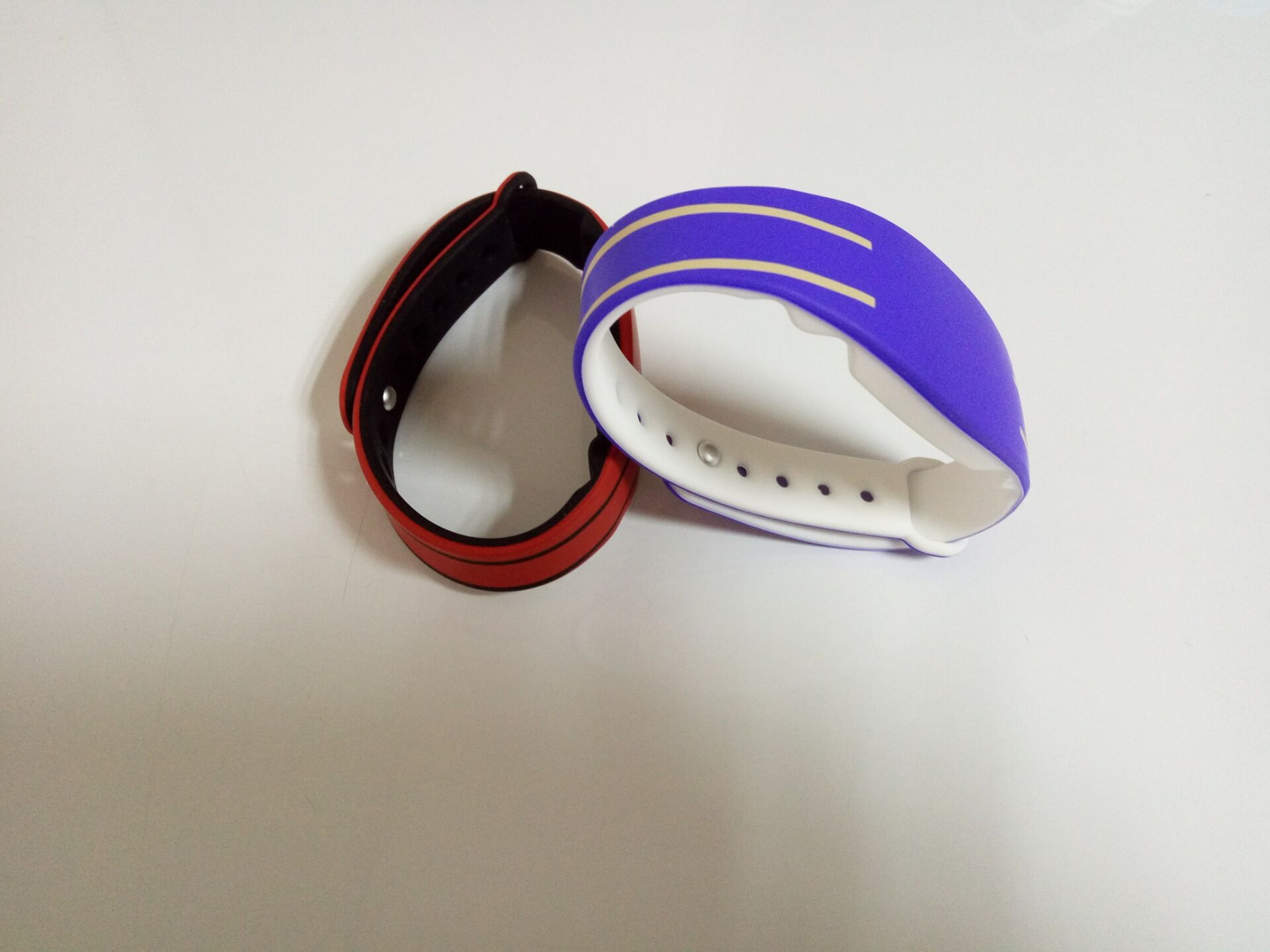 厂家定制个性俱乐部rfid手环 弹性硅胶nfc腕带 无线射频识别ic卡