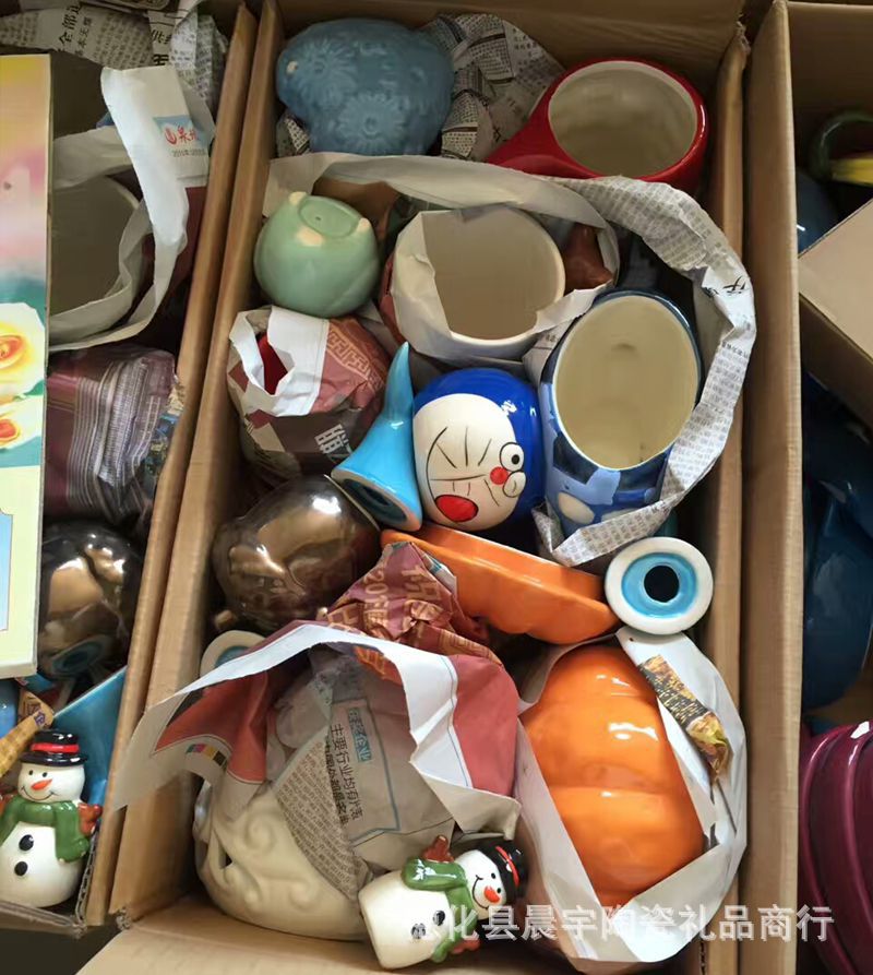 混批树脂陶瓷工艺品 样品货园艺杂货套圈烟箱货地摊摆件随机发
