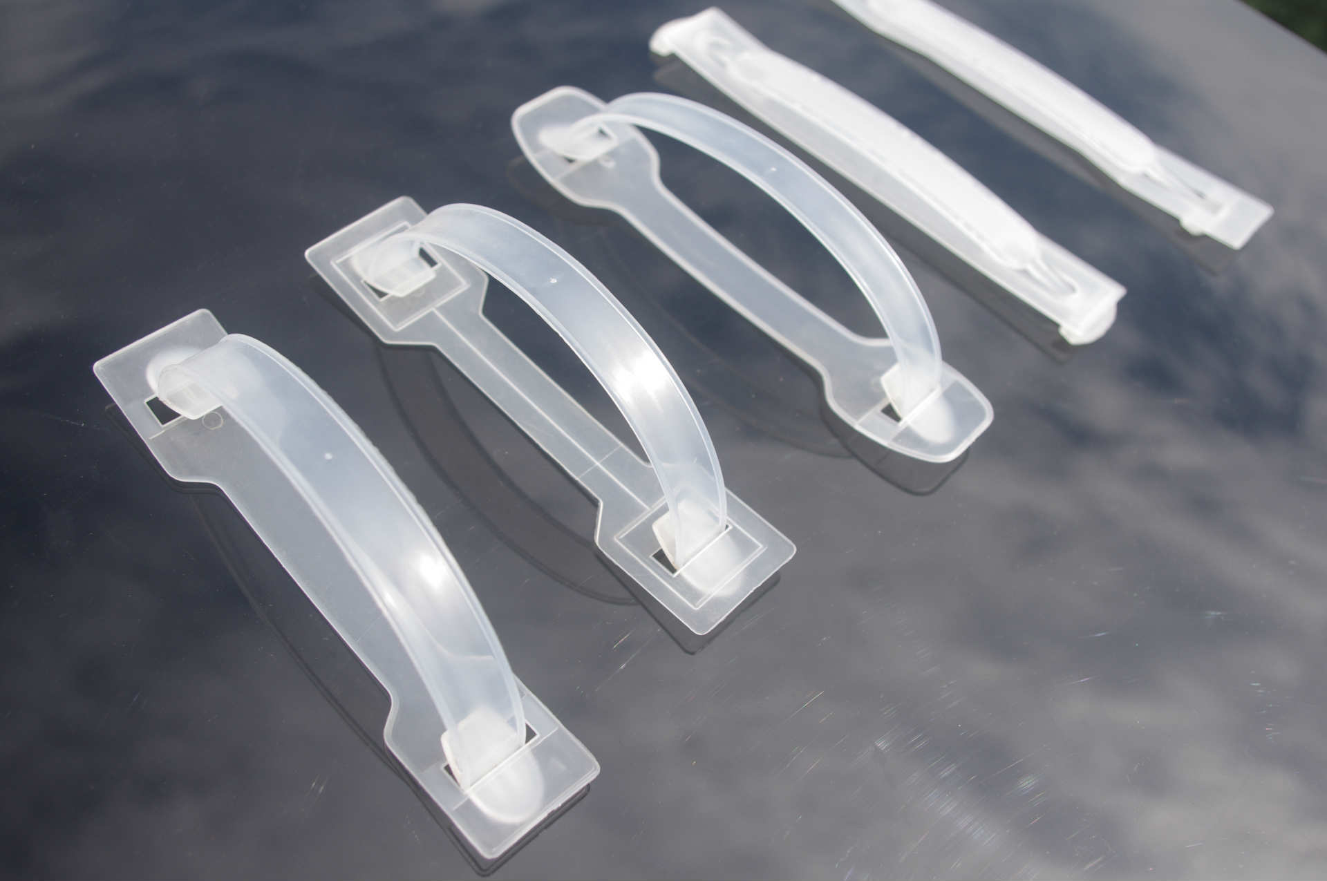 a1礼盒塑料提手纸箱包装箱手提扣饮料箱手把全新材料优质环保