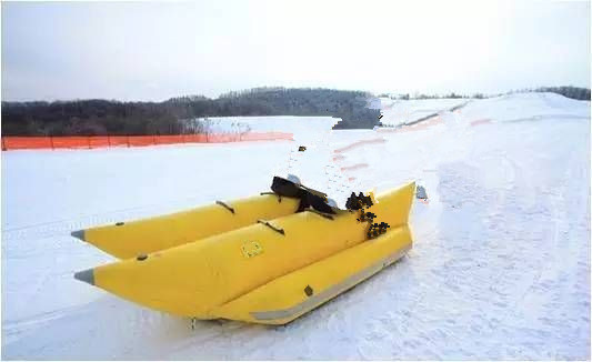 雪地香蕉船雪地摩托滑雪场设备器材批发