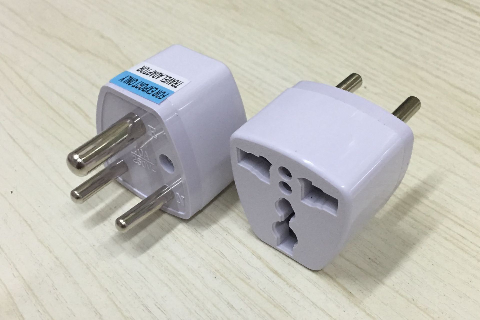 小南非转换插头印度转接头三圆旅游转换插座南非转接头插头转换器