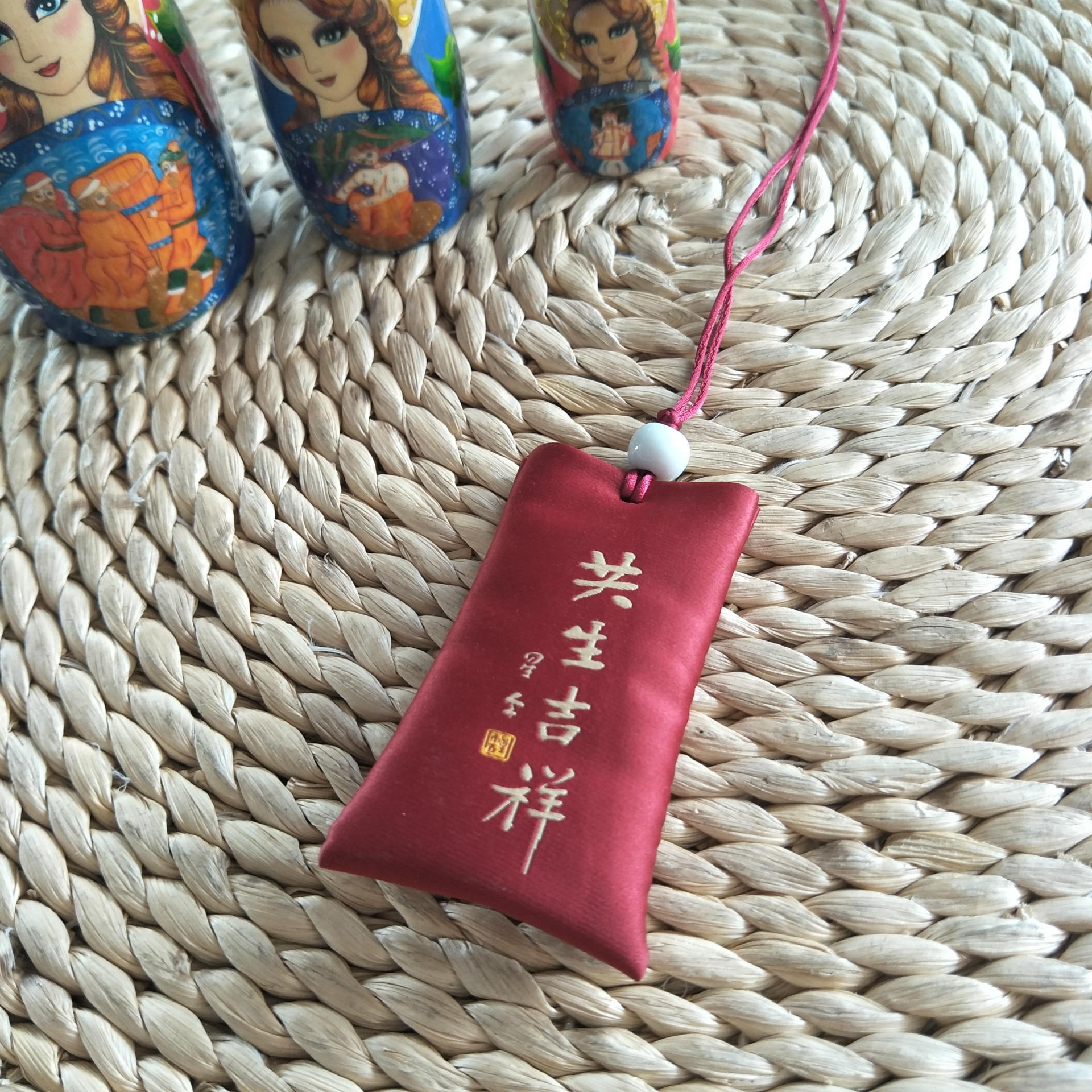 供应古典素雅刺绣香包 汽车布艺挂件祈愿平安符祈福袋批发 厂家