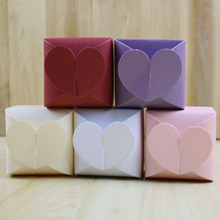 欧式新款爱心回礼喜糖盒 创意珠光纯色婚庆糖果盒心形方底盒批发
