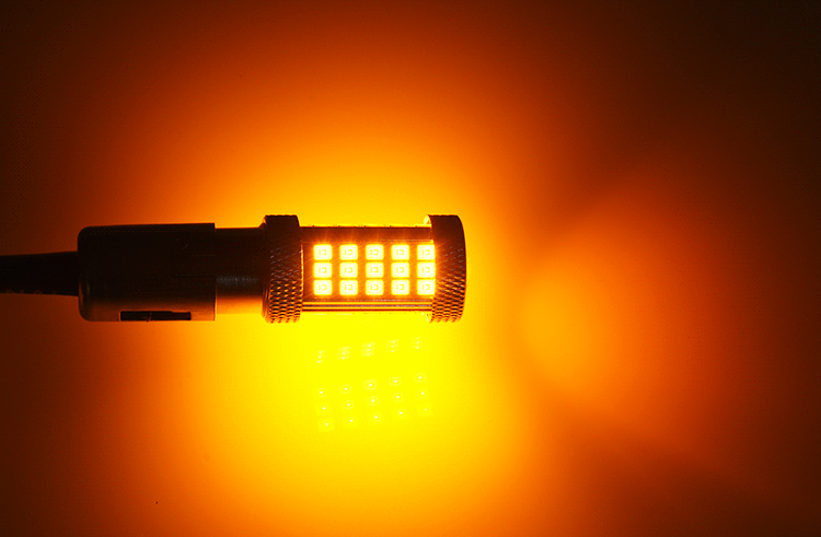 电动车灯摩托车led刹车灯 行车灯夜行灯警示灯爆闪led刹车灯灯泡