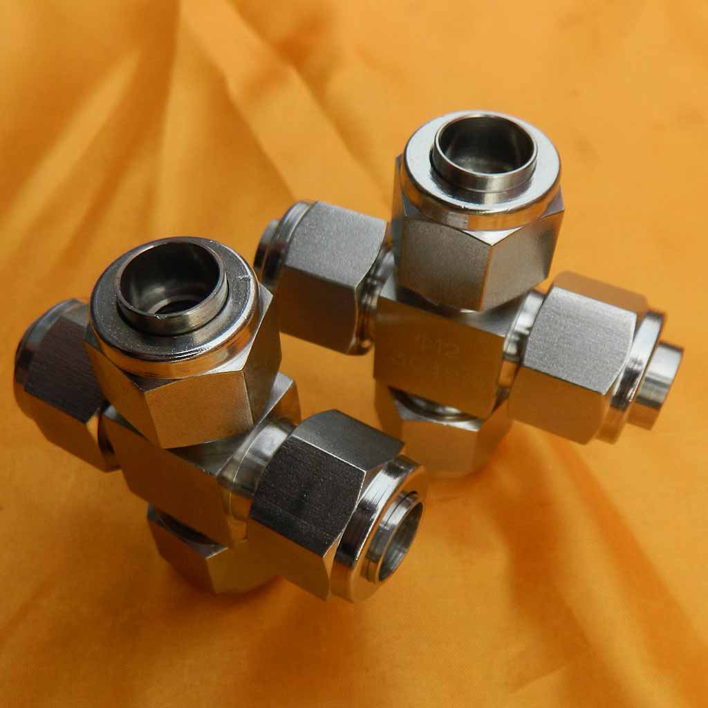 304不锈钢扩口式四通管接头 仪表接头高压分配器接头