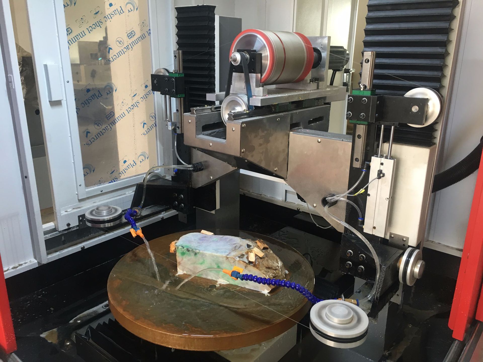 东莞厂家供应玉石线切割机 翡翠切割机 免费打样