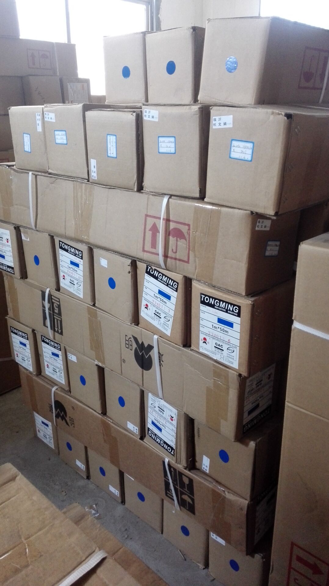 厂家广告级反光贴 刻字广告膜 背胶晶彩格 3100反光膜 喷绘反光膜