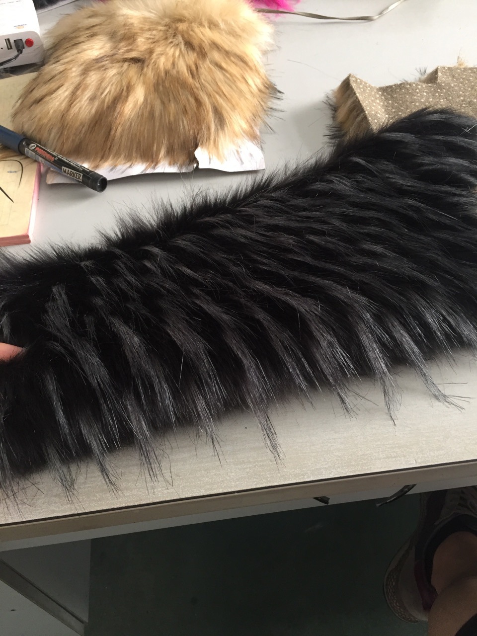 2020网红同款仿貉子毛狐狸毛方领棉袄用貉子染黑青针方领玩具出口