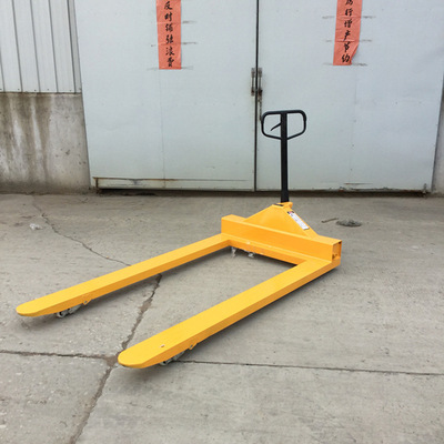 非标加长型手动叉车 加长型手动托盘搬运车 槽钢搬运车 直销