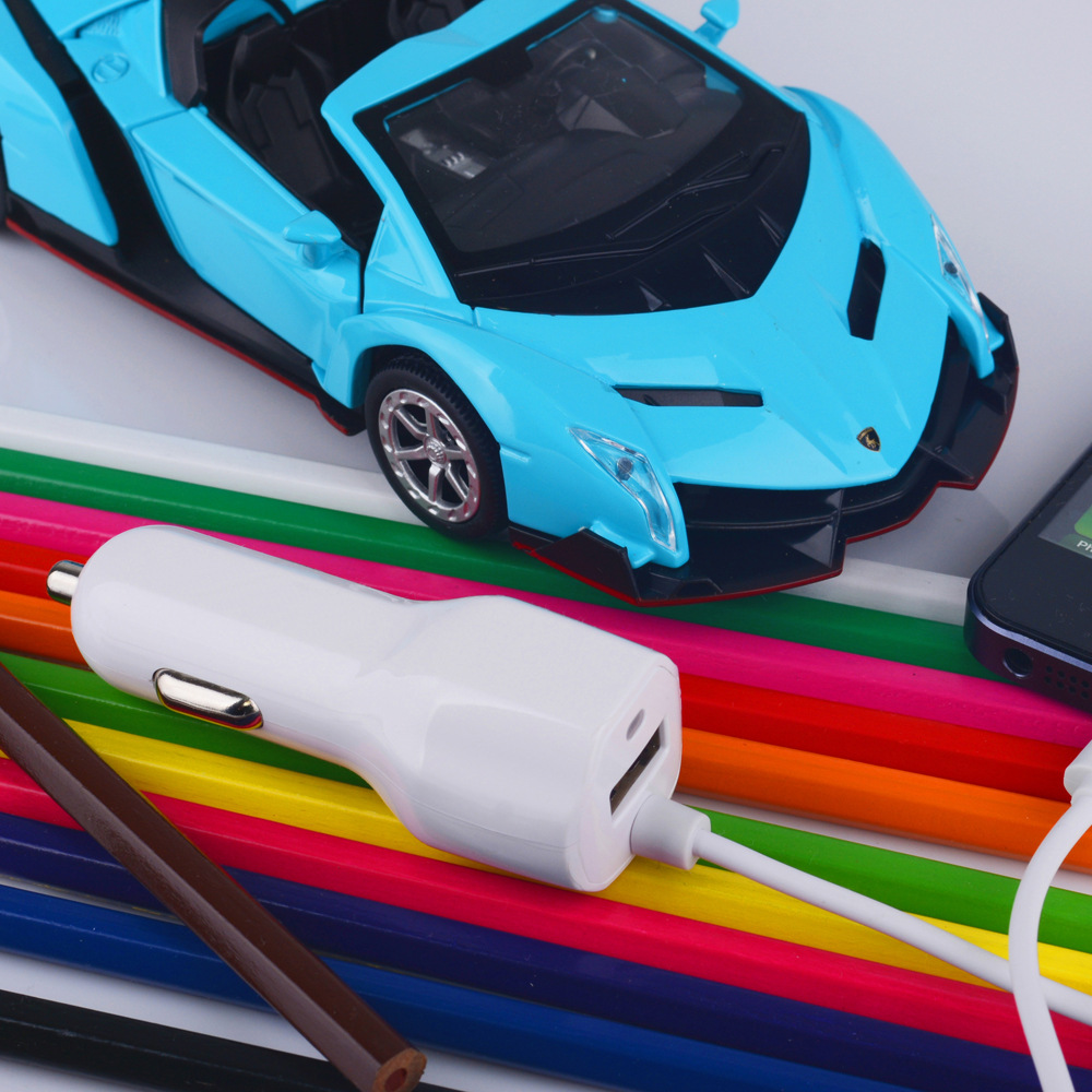 1a快充车充 汽车充电器 ce带线车充