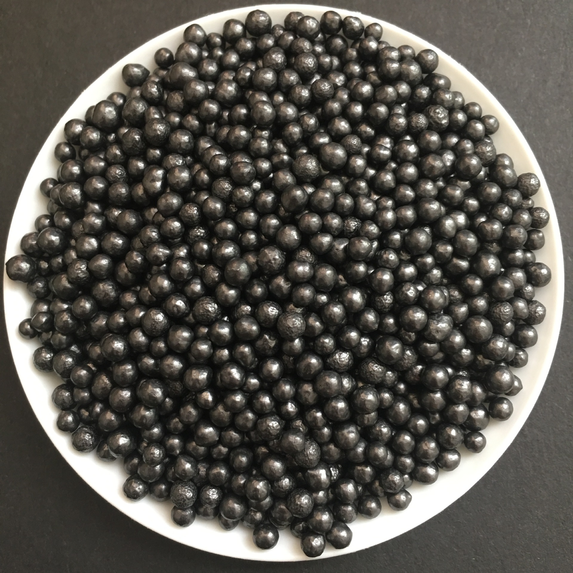 直供炭包用高吸附黑色球形颗粒纳米矿晶 除异味除甲醛球形活性炭