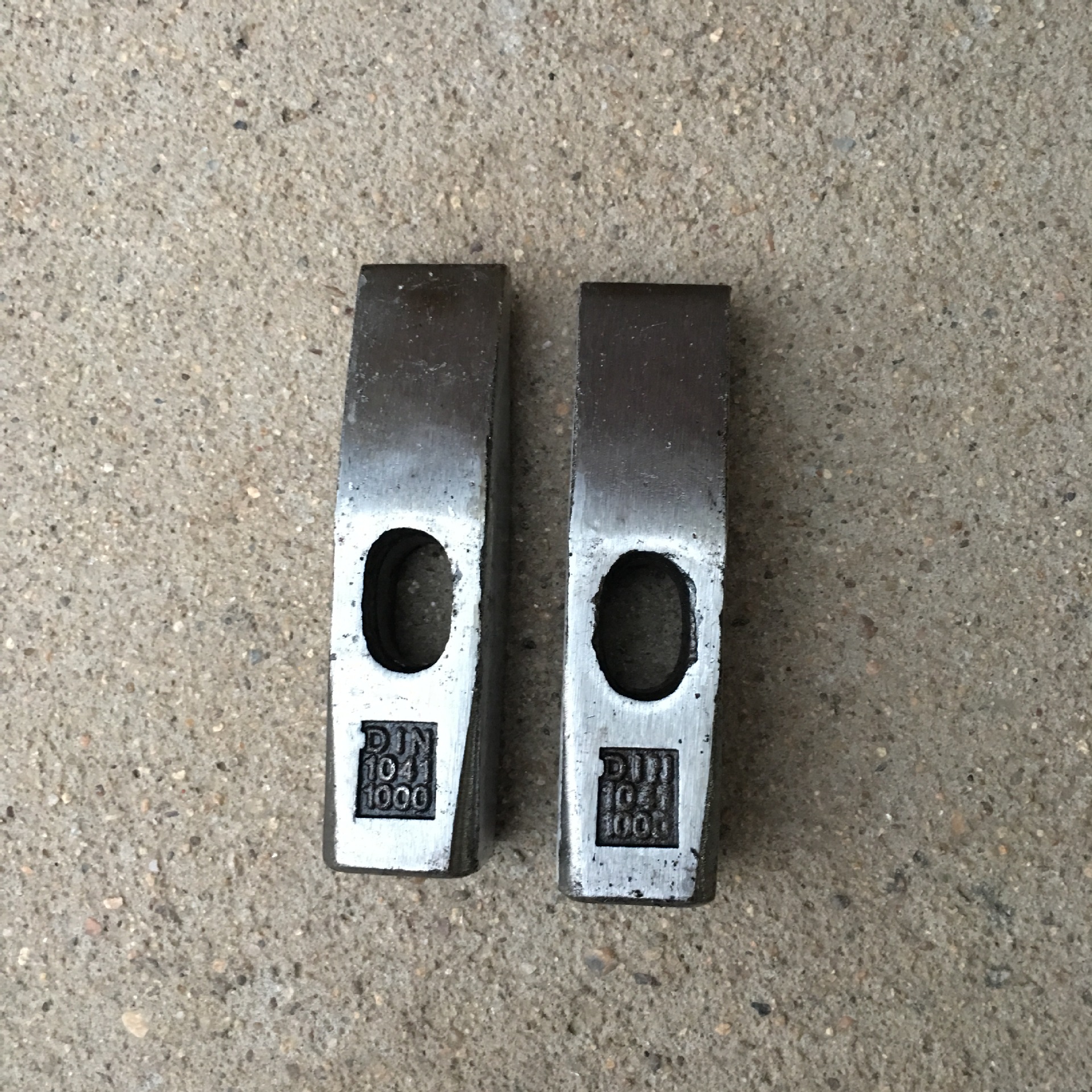 自产自销钳工锤黑喷塑钳工锤锤头100g200g300g500g1000g