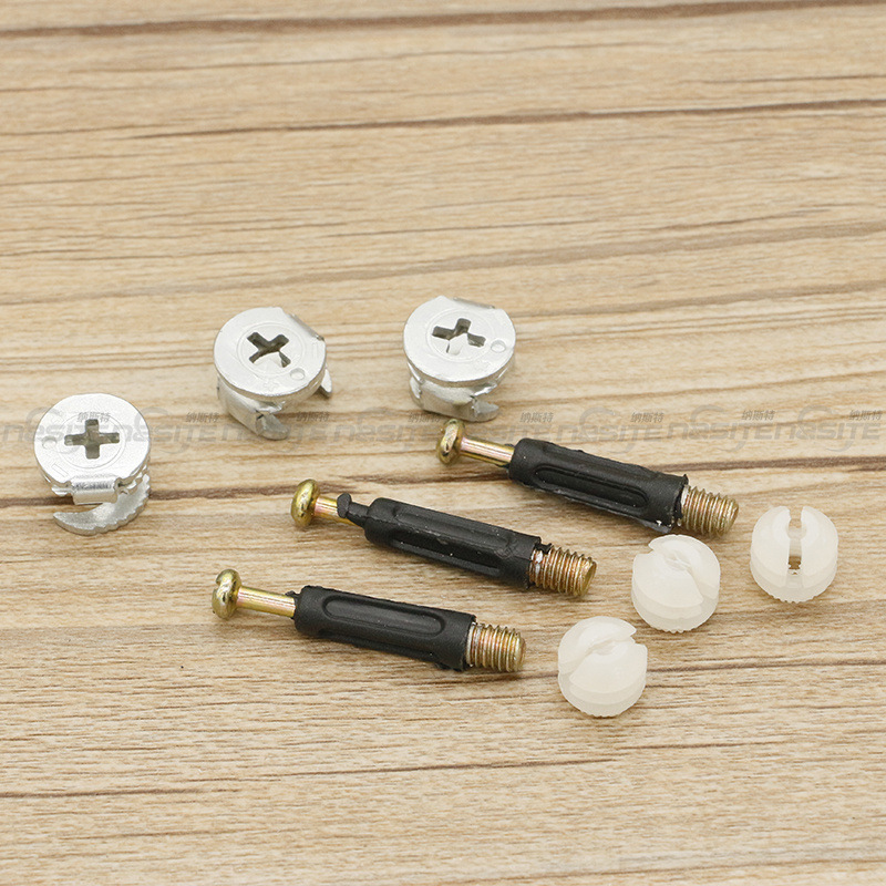 厂家直销:三合一连接件 三合一扣件 家具橱柜办公连接件 铁偏心