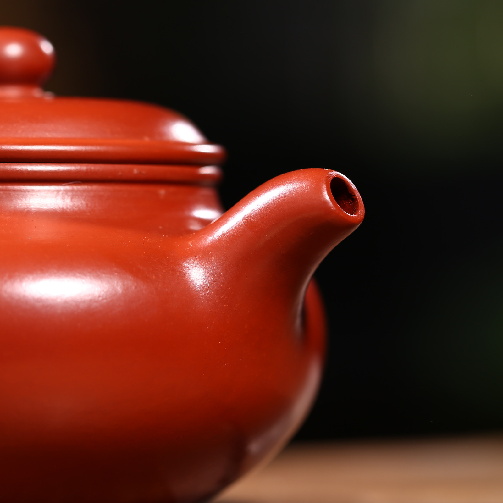 【作者】王芳 【编号】h3t90w 【品名】仿古紫砂壶