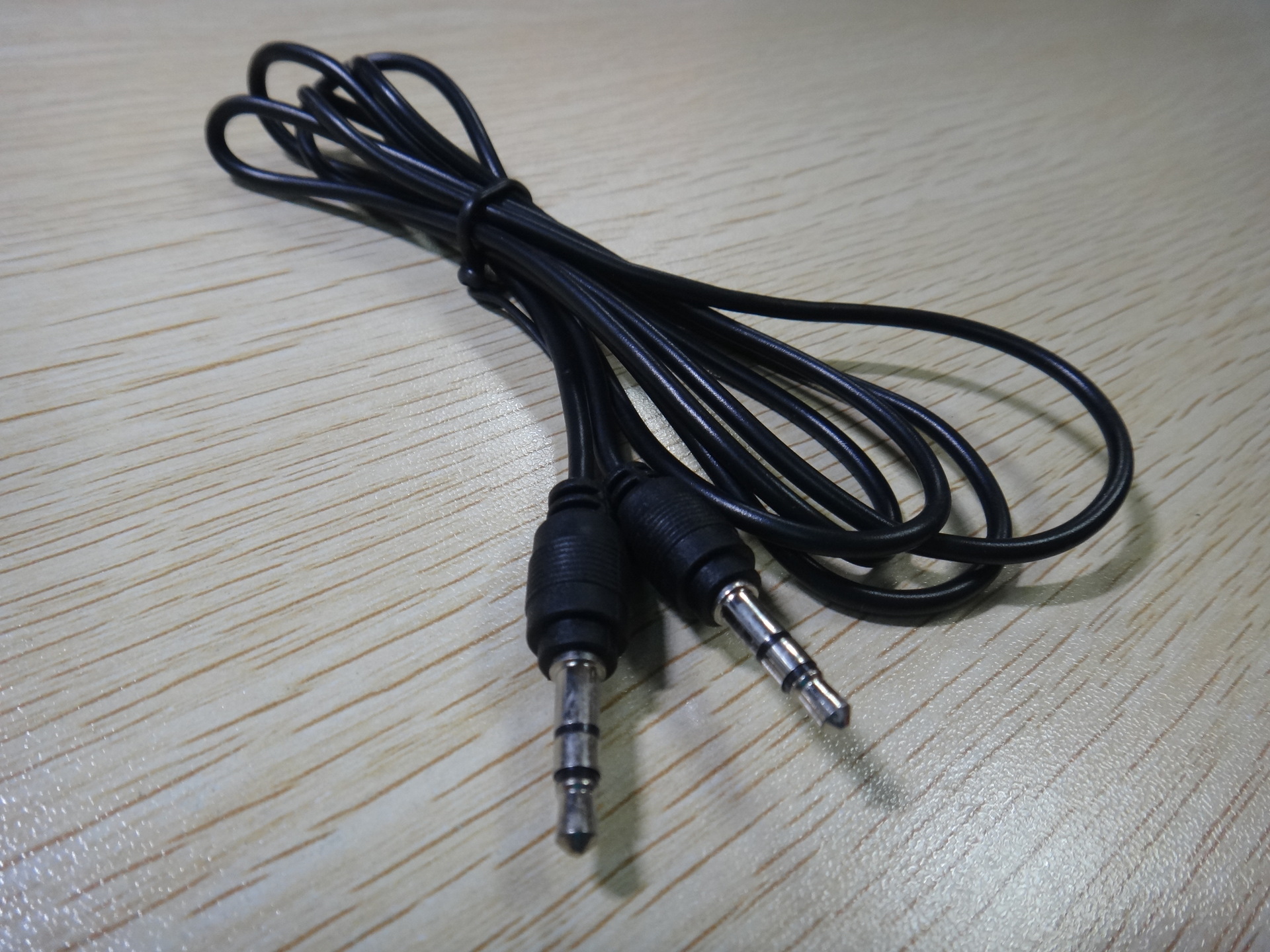 aa15音频线3.5对录线 音箱连接线 数据线 连接线 3.5公对公音频线