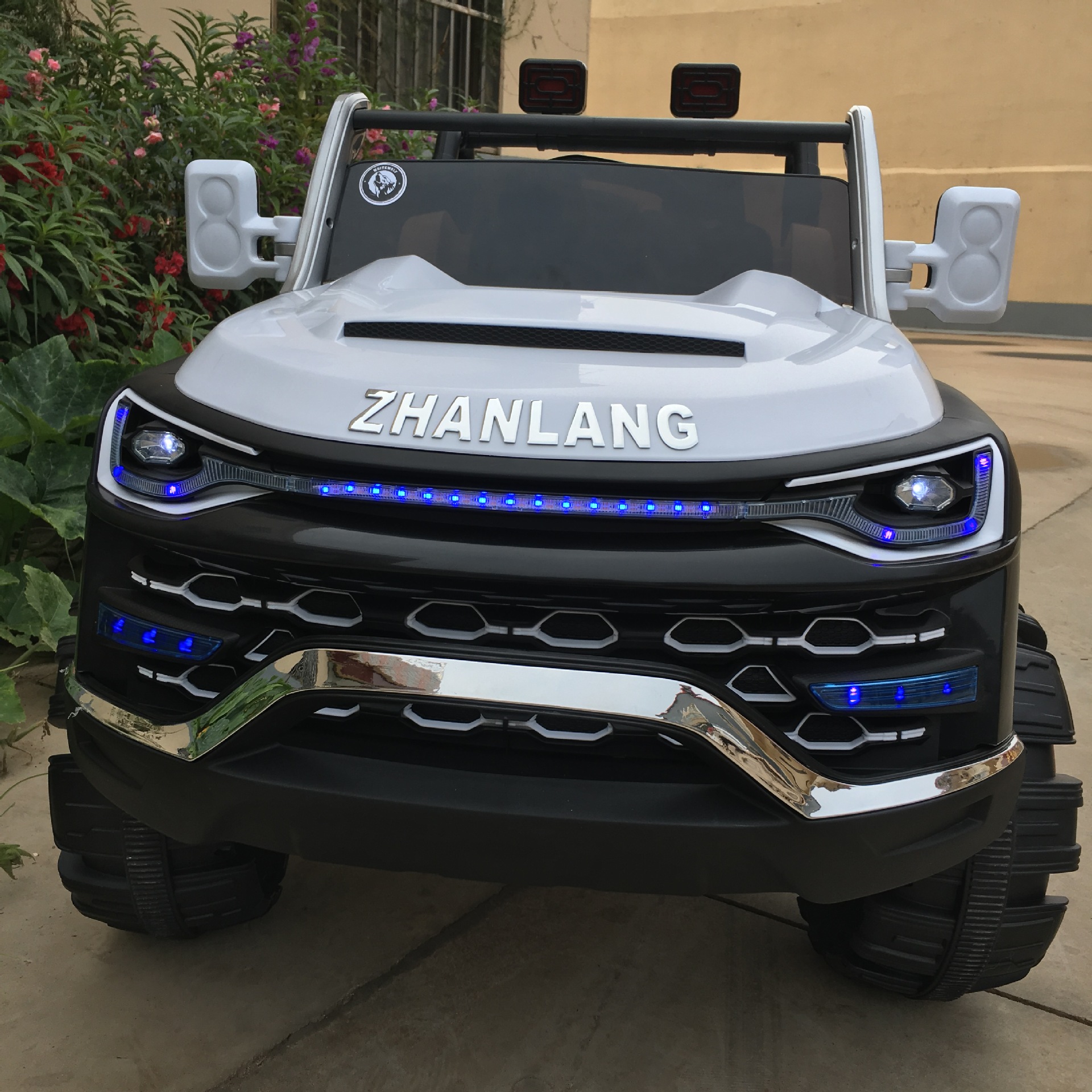 儿童电动车小孩宝宝可坐双人超大号四轮四驱电动汽车带遥控越野车