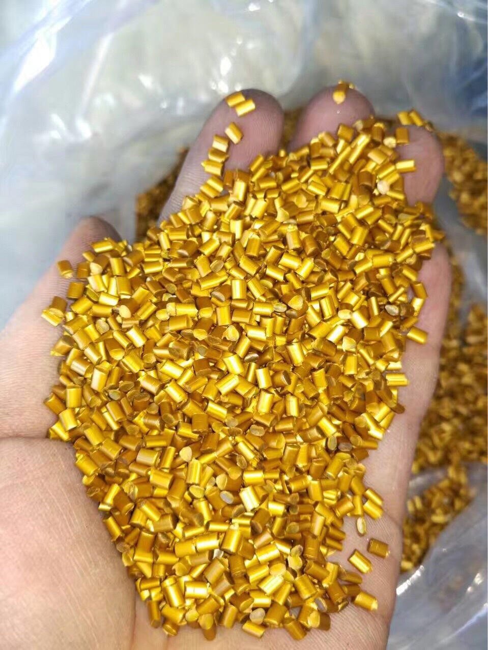 东莞色母粒生产厂家 金色电镀喷涂填充用料 塑胶颜料色母粒