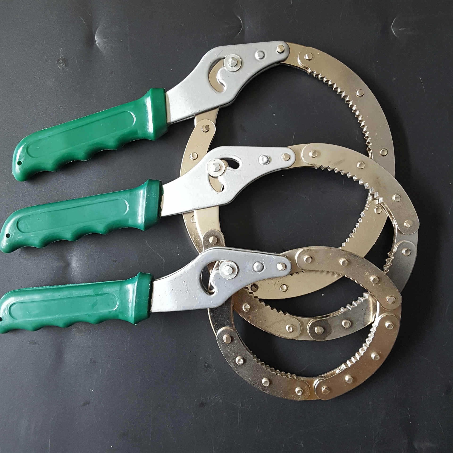 厂家供应临沂批发皮带扳手8-12寸换机油机滤芯工具皮带滤清器扳手