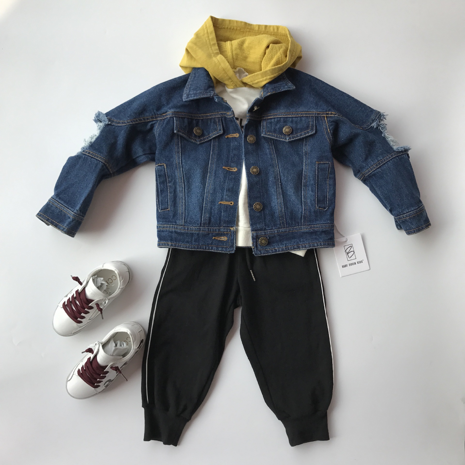 2017年童装春季新款儿童连帽破洞袖牛仔