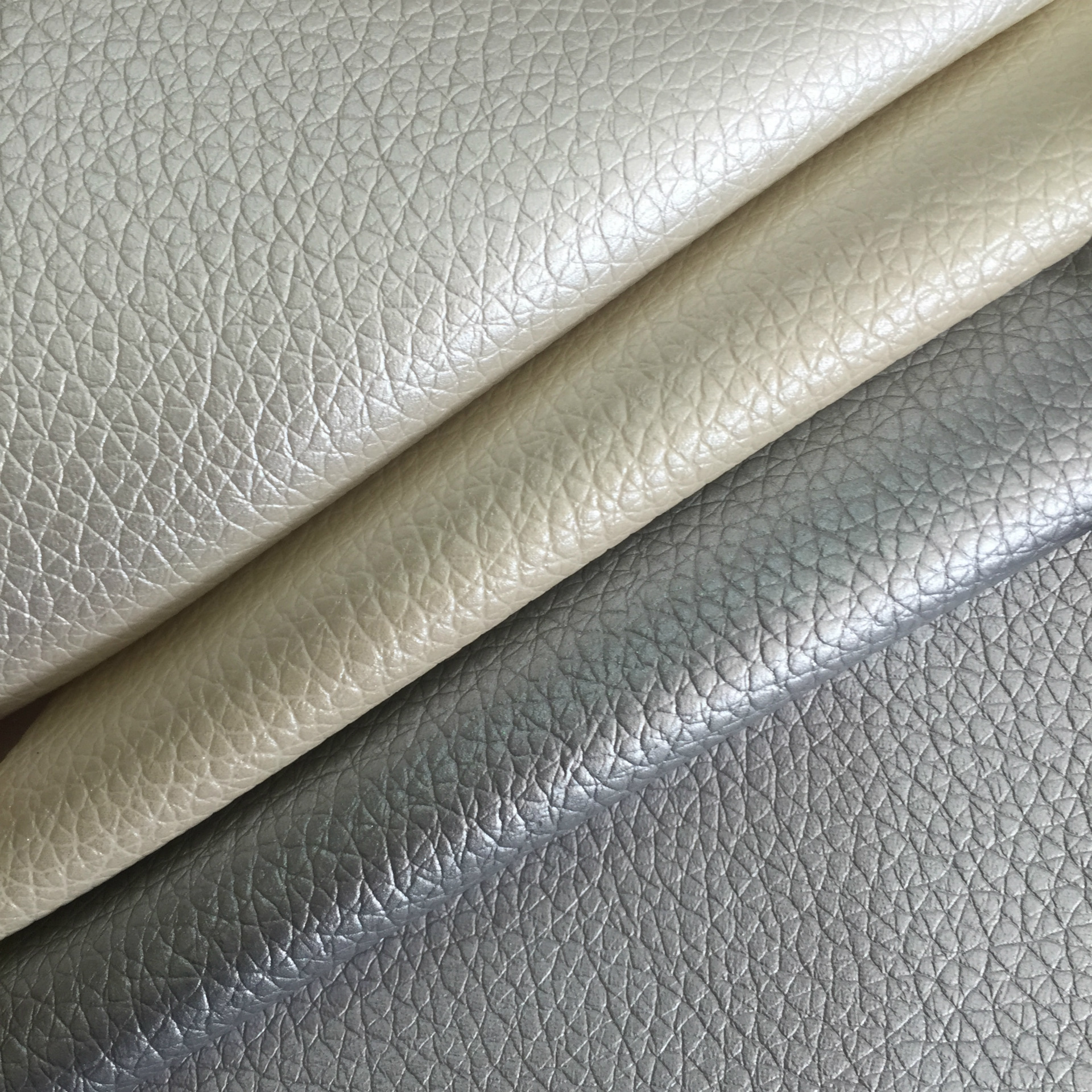 源盛皮革厂家批发pvc人造革荔枝纹皮料 de90皮革面料 办公沙发革