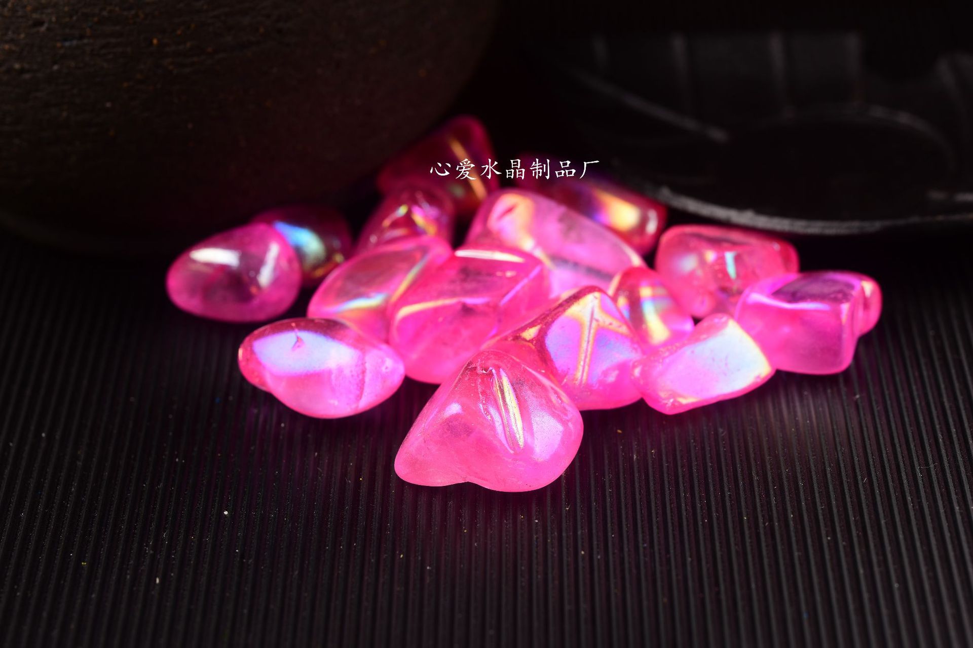 电镀天然水晶原石白水晶镀彩粉水晶碎石吊坠摆件能量石厂家批发