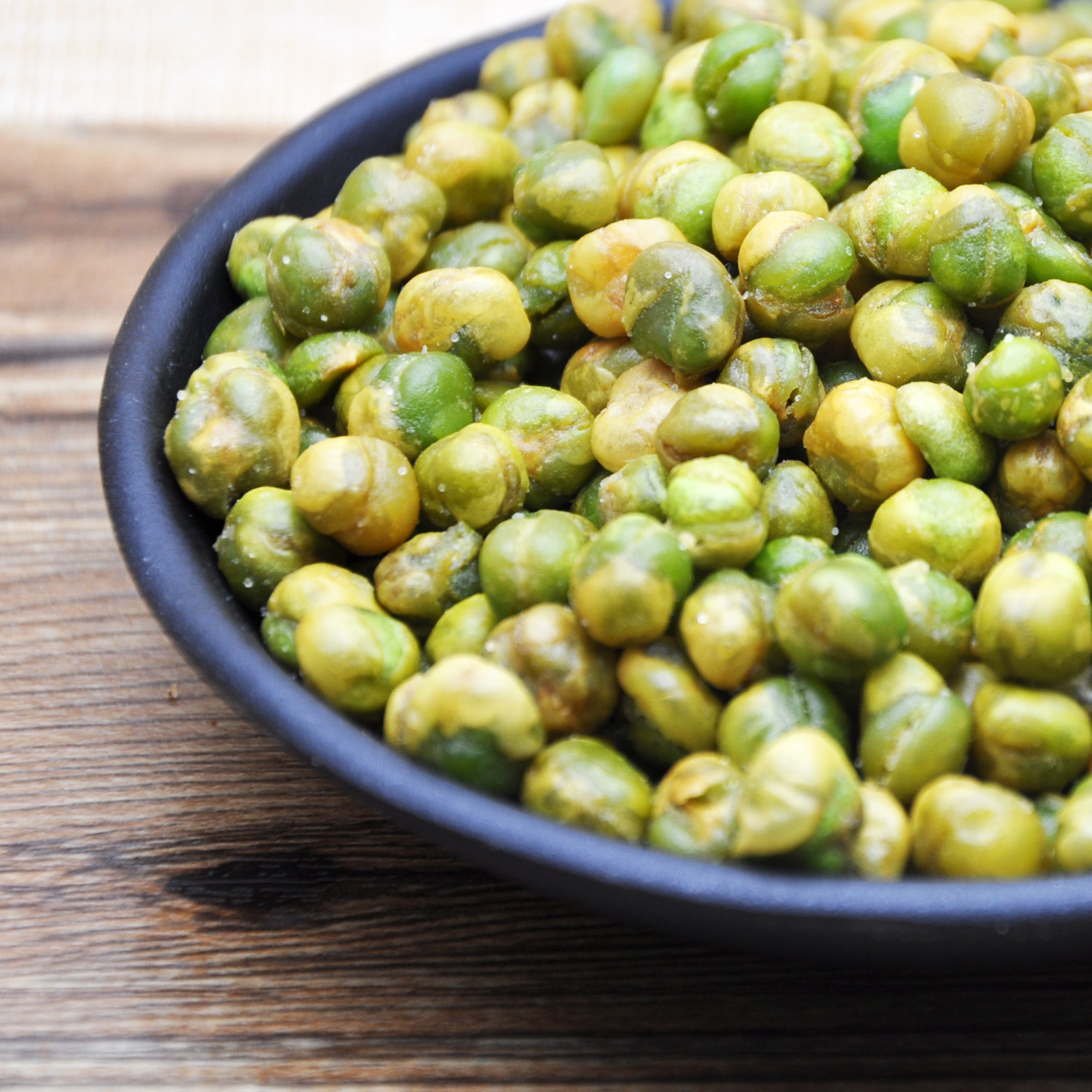 蒜香味青豆 油炸蒜香青豌豆 散装批发 下酒菜休闲食品 炒货厂家