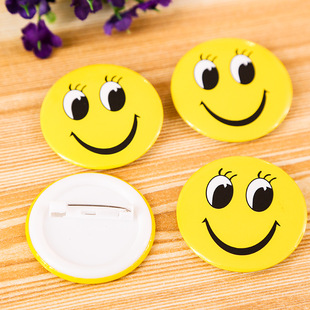 宾馆ktv商场员工工牌 45mm 卡通笑脸胸针胸章 表情微笑胸牌徽章