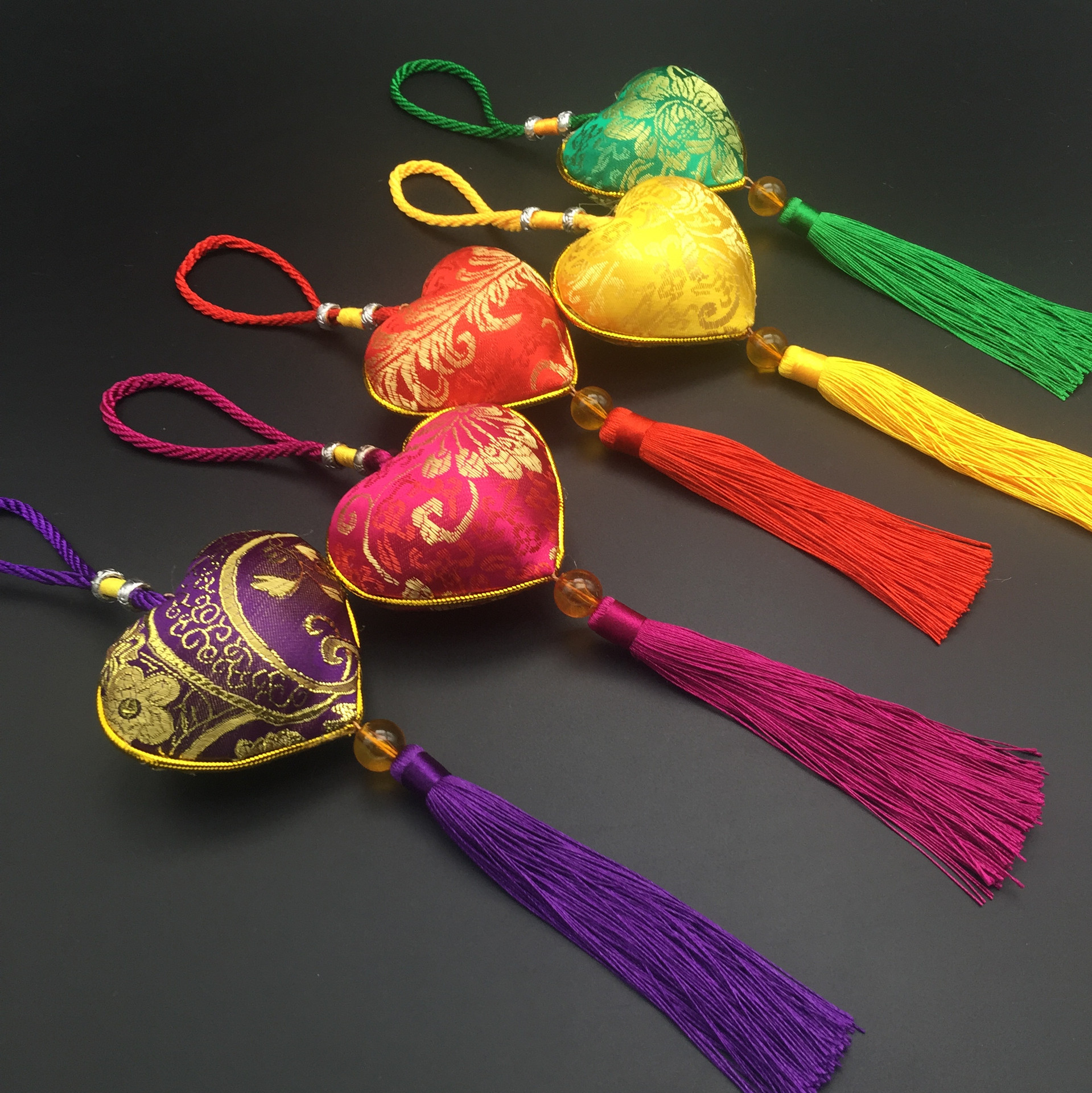 端午节香包香袋批发爱心绸缎香囊车挂 中国结特色小礼物_义乌玉杰首饰