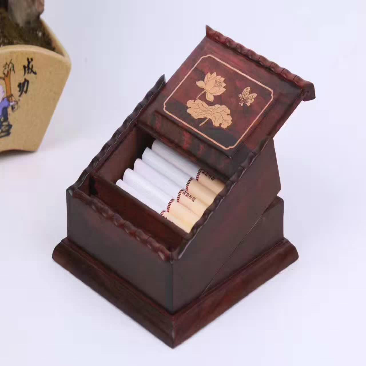 自动弹烟盒木