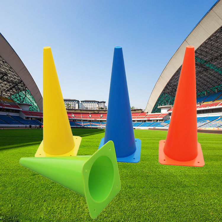 生产批发48cm无孔标志桶路标筒障碍物轮滑训练标志物角标障碍物