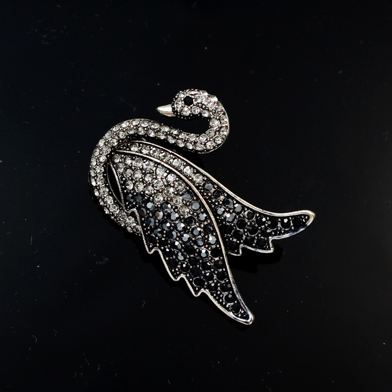 sibo思柏卡通精美水钻镶嵌黑天鹅造型胸针气质名媛服饰品天猫爆款