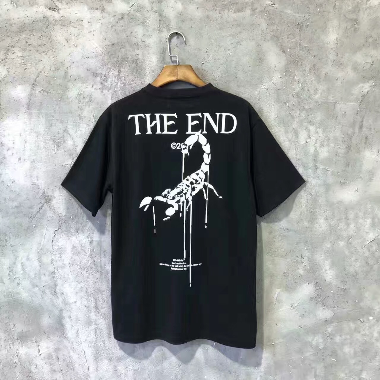 17春夏最新 潮牌ow 蝎子印花男女情侣全棉圆领短袖t 休闲t