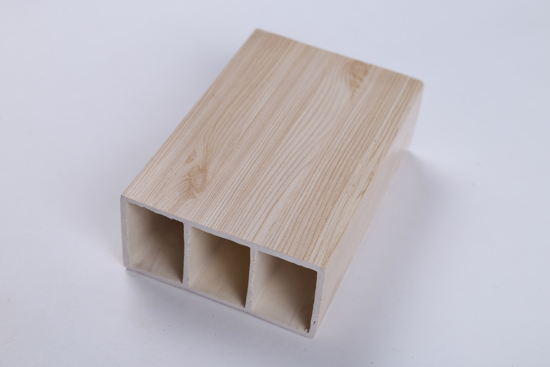 100*50生态木方通吊顶方通绿可木方通格栅方通玄关生态木方木批发